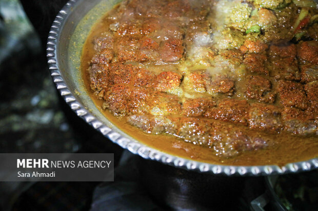 «رویداد غذا‌های سنتی مشهد»