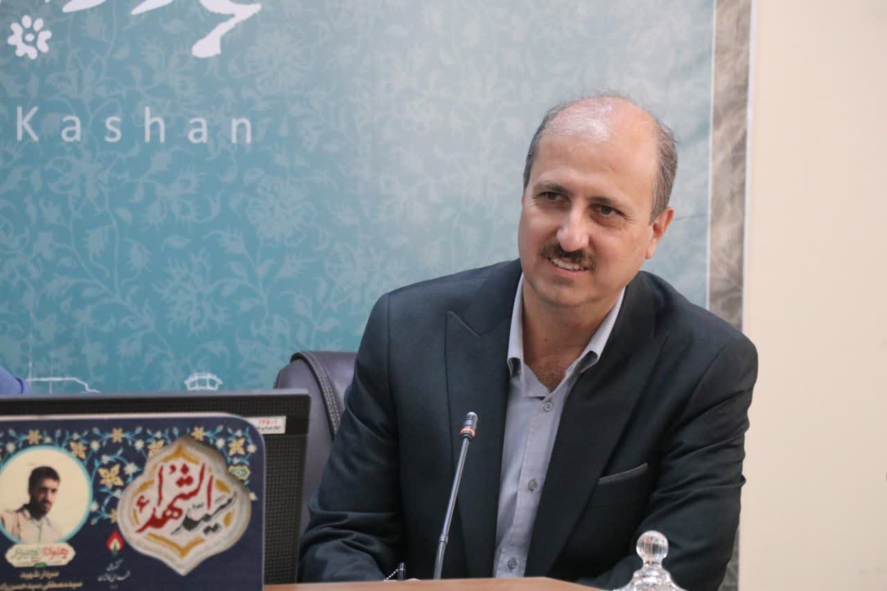 ممیز: ۱۵۰۰ تابلوی غیرمجاز در کاشان جمع آوری شد