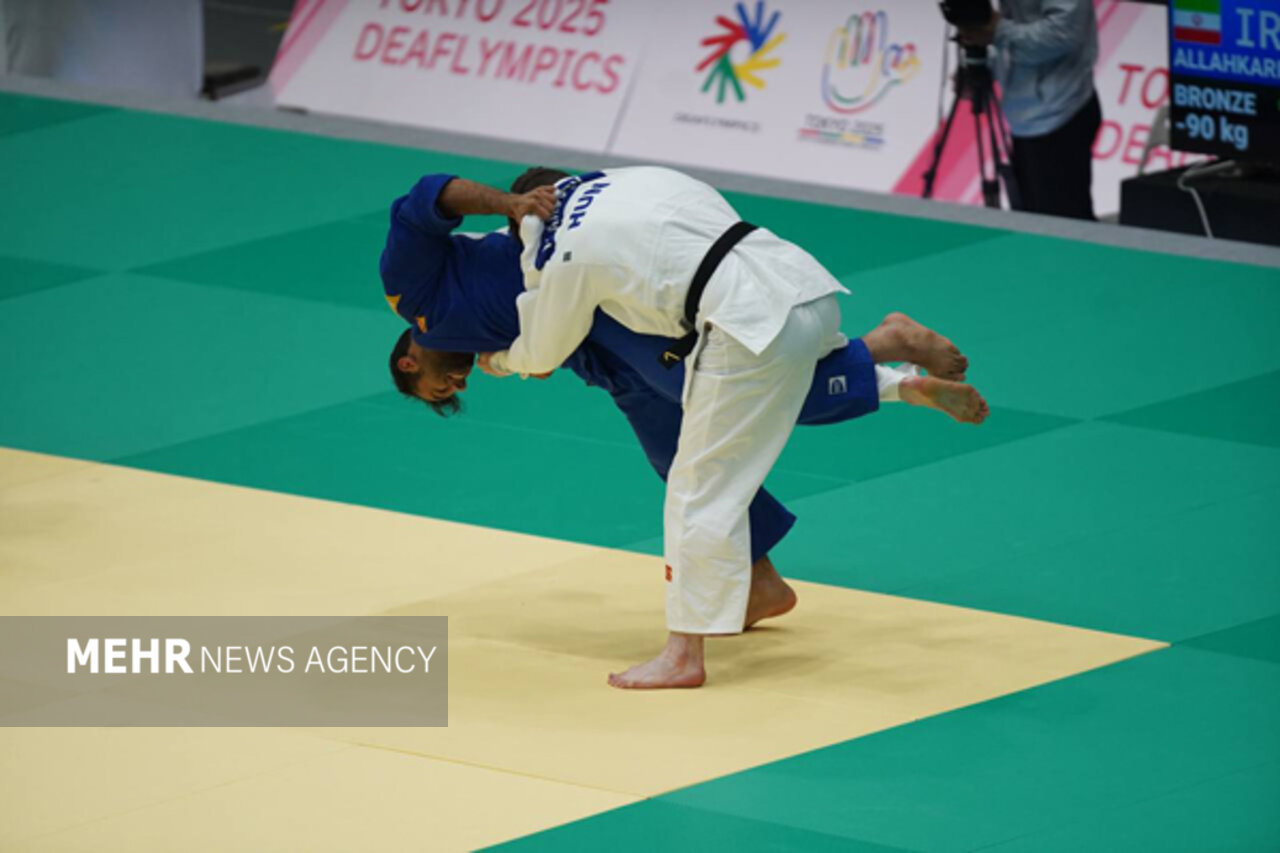 الله کریمی در جودو به مدال برنز دست یافت/ دومین مدال برای عاشقان ایران