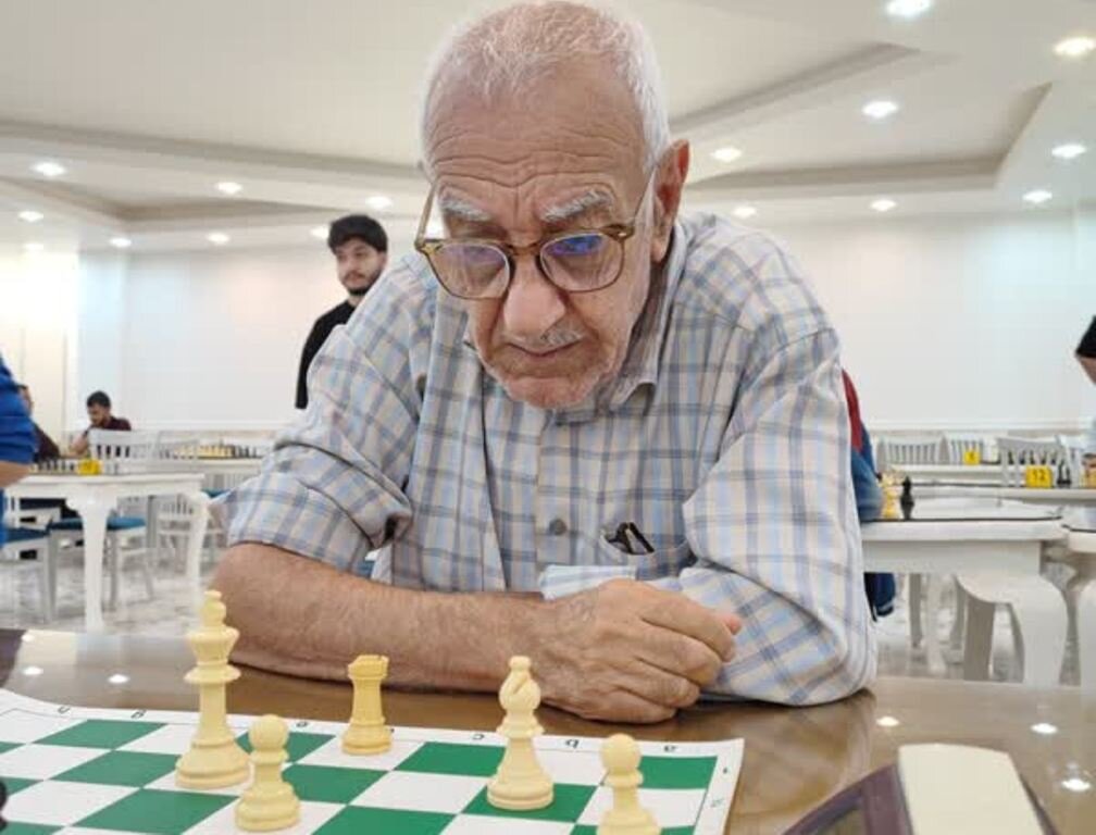 مسابقات شطرنج کشوری در گناوه برگزار شد