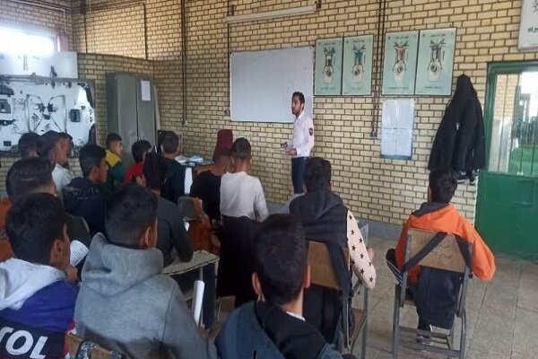 «مانا» برنامه بهزیستی برای پیشگیری از آسیبها با مشارکت اجتماعی نوجوان