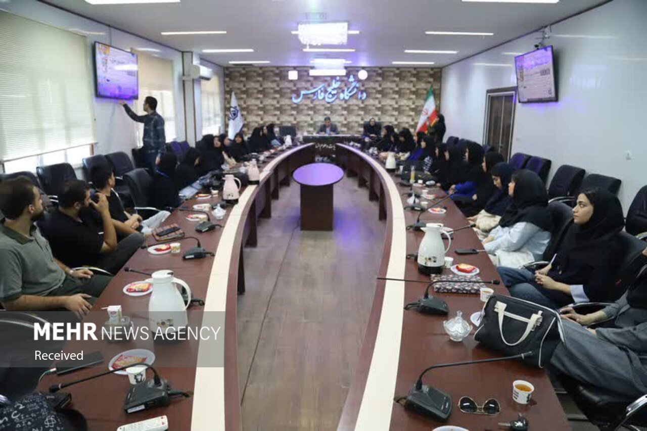 راهب: طرح «روستا با طعم کتاب» در ۸ روستای فاقد کتابخانه بوشهر اجرا شد