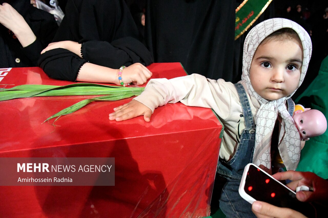 حکایت دلدادگی در کهفالشهدای بیرجند؛ از نخلهای سوخته تا اشکهای شوق