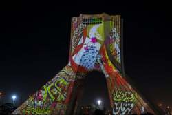 پخت و توزیع کیک به مناسبت میلاد امام رضا(ع) در اجتماع «امام‌رضایی‌ها»