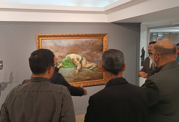 «سپیدتر از یاس» افتتاح شد؛ نقاشی دینی باید روایتگر ایمان و تاریخ باشد «سپیدتر از یاس» افتتاح شد؛ نقاشی دینی باید روایتگر ایمان و تاریخ باشد