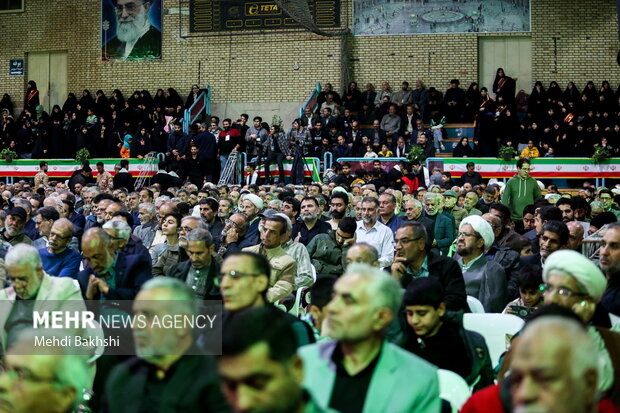 یادواره سرلشکر شهید مهدی زین الدین و 6128 شهید استان قم