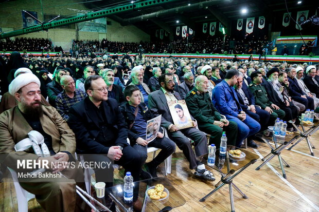 یادواره سرلشکر شهید مهدی زین الدین و 6128 شهید استان قم