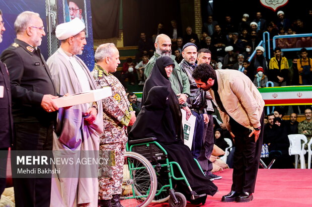 یادواره سرلشکر شهید مهدی زین الدین و 6128 شهید استان قم