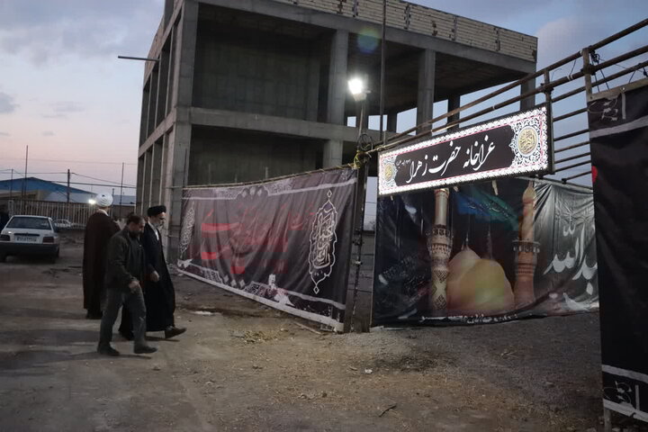 بازدید حجت لاسلام اصل نژادی از نمایشگاه های فاطمی آذرشهر بازدید حجت لاسلام اصل نژادی از نمایشگاه های فاطمی آذرشهر