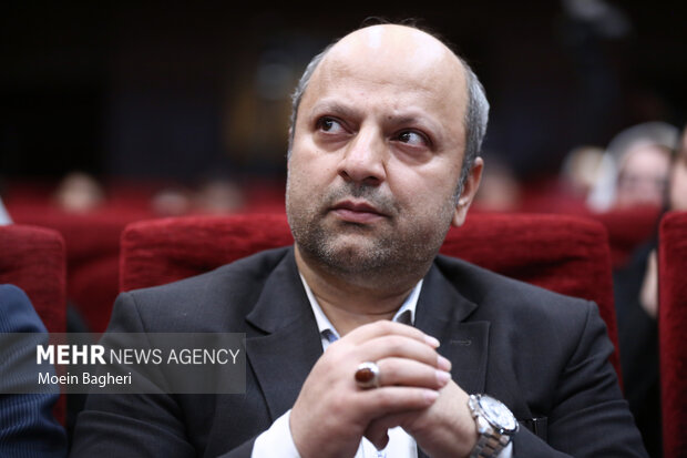 آیین رونمایی از کتاب «تقویم تاریک» 12