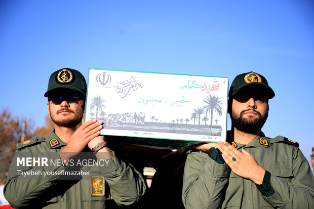 استقبال از پیکر مطهر هشت شهید گمنام در همدان