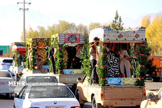 استقبال از پیکر مطهر هشت شهید گمنام در همدان