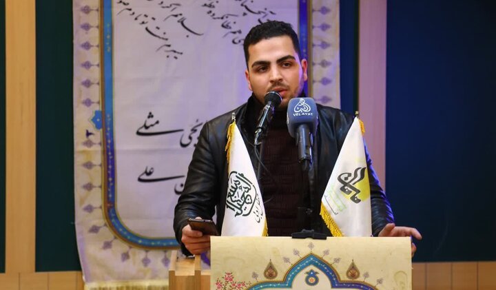 دو مجموعه‌شعر آماده چاپ دارم؛ صداهای جوان در شعر امروز شنیده نمی‌شود