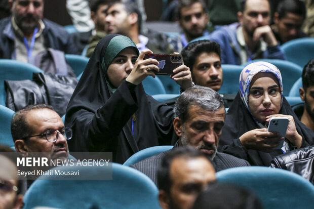 روز اول رویداد رسانه امید