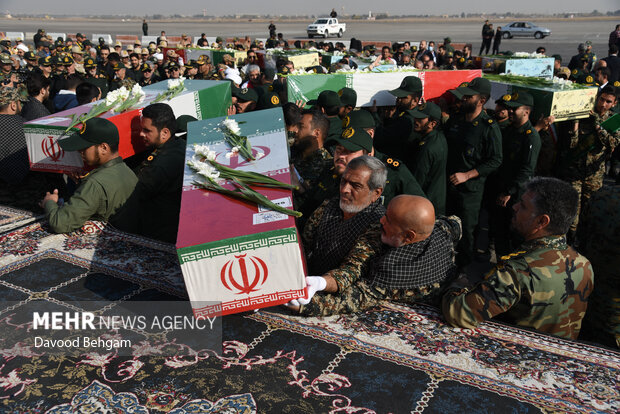 مراسم استقبال از پیکر مطهر ۱۳ شهید گمنام دفاع مقدس در مشهد
