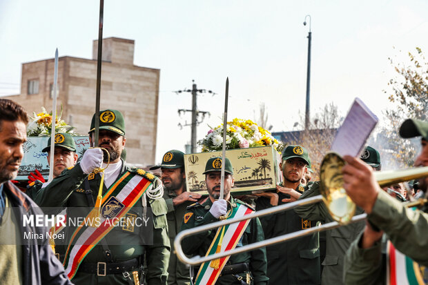 مراسم استقبال از پیکرهای مطهر شهدای گمنام در تبریز