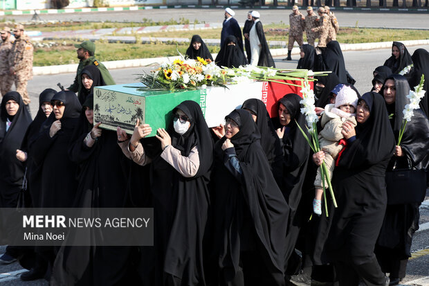 مراسم استقبال از پیکرهای مطهر شهدای گمنام در تبریز