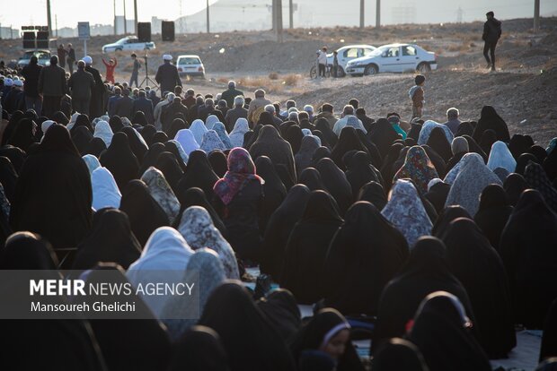 نماز استسقا برای بارش باران در شاهرود