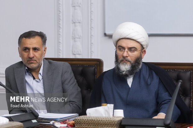 جلسه شورای عالی انقلاب فرهنگی