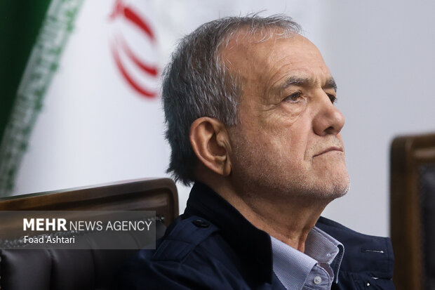 جلسه شورای عالی انقلاب فرهنگی