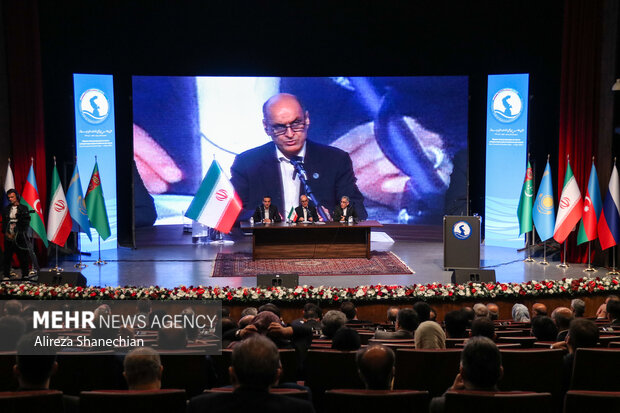 روز اول اجلاس استانداران حاشیه دریای خزر