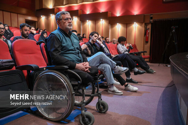 صد و بیست و یکمین جلسه «حکمت سیاسی اسلام در قرآن»