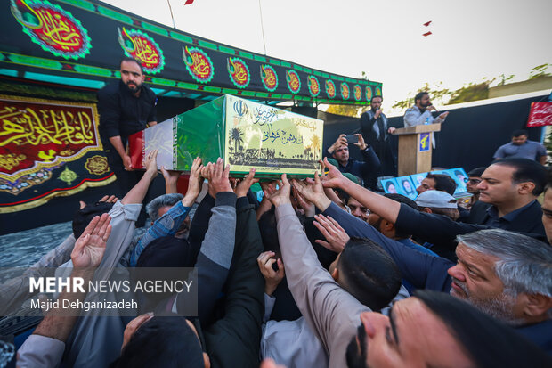 مراسم استقبال از شهدای گمنام دفاع مقدس در یزد