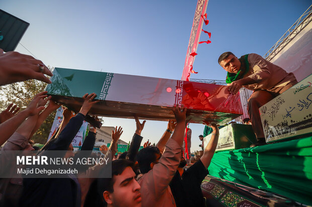 مراسم استقبال از شهدای گمنام دفاع مقدس در یزد