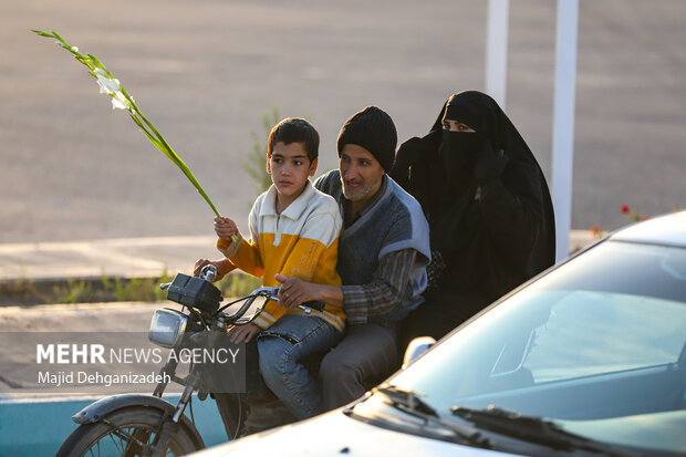 مراسم استقبال از شهدای گمنام دفاع مقدس در یزد