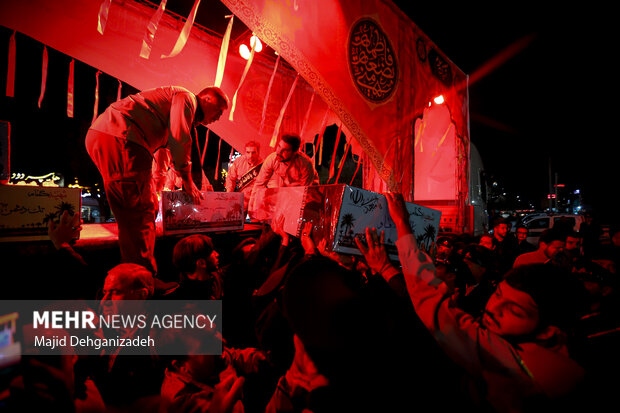 مراسم استقبال از شهدای گمنام دفاع مقدس در یزد