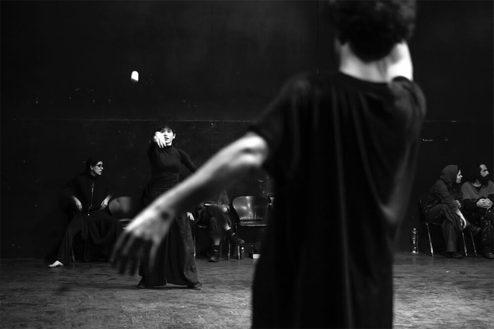 كارامازوف،امين،مهر،نمايش،مانيان