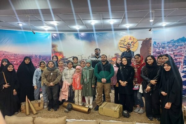 كتاب،سوسنگرد،نوجوانان،نامه،بخواند،گيرنده،نويسنده،ادامه،جنگ،ك ...