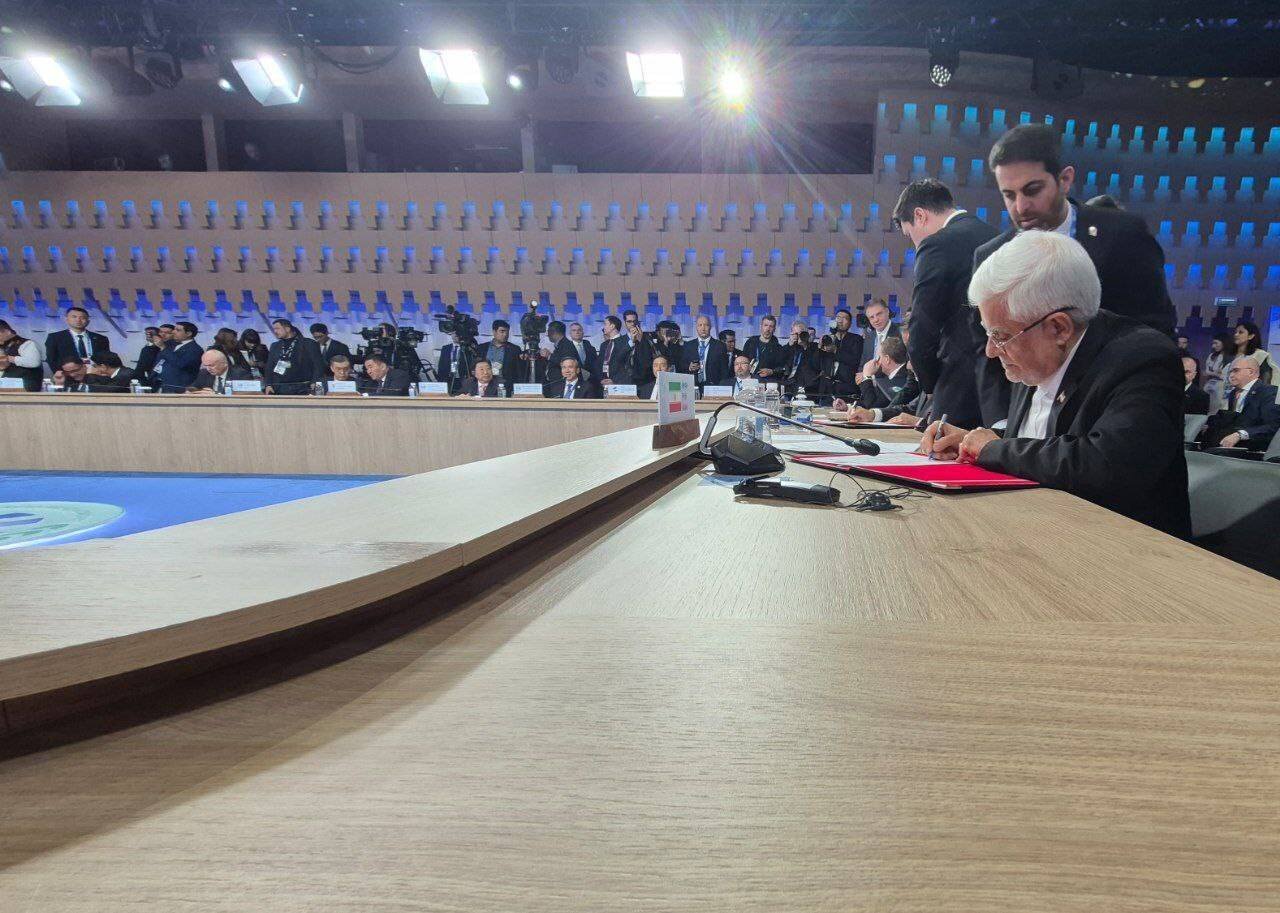 عارف سند همکاری‌های اعضای اصلی شانگهای را امضا کرد