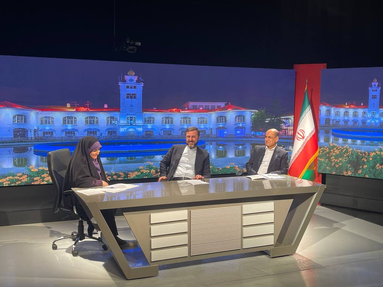 غریب‌آبادی: دیپلماسی استانی حلقه اتصال استان‌ها با همسایگان است