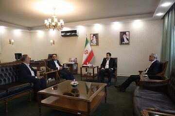 ورود وزیر ورزش و جوانان به مشکلات باشگاه استقلال خوزستان