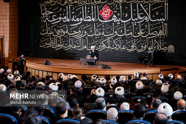 آیت الله فاضل: شناخت حقیقت حضرت فاطمه(س) رسالت همگانی مسلمانان است