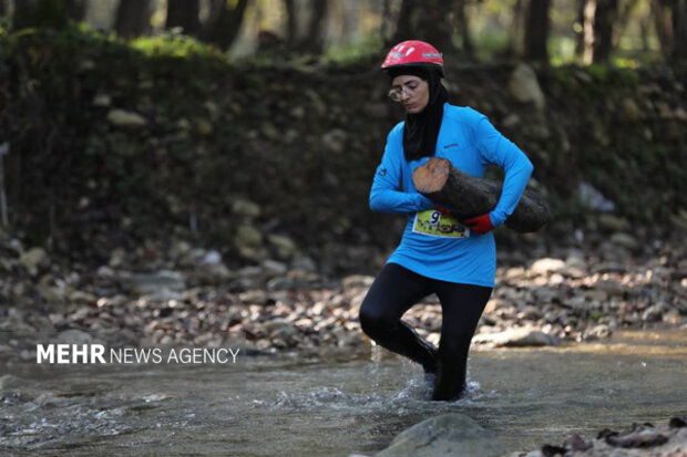 تصاویری از زنان «جان سخت» در دل جنگل