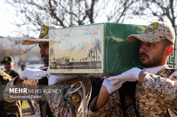 مراسم استقبال از شهدای گمنام دفاع مقدس در فرودگاه اردبیل