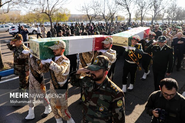 مراسم استقبال از شهدای گمنام دفاع مقدس در فرودگاه اردبیل