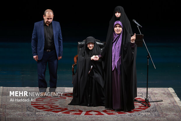 بیست و یکمین پاسداشت ادبیات جهاد و مقاومت 31