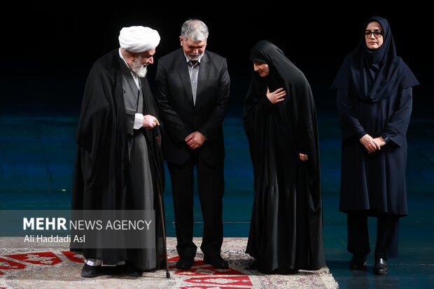 بیست و یکمین پاسداشت ادبیات جهاد و مقاومت 39