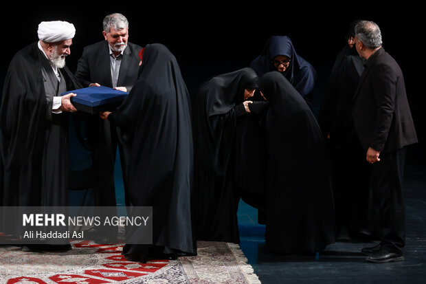 بیست و یکمین پاسداشت ادبیات جهاد و مقاومت 44