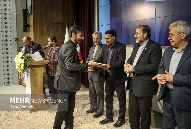 گرامیداشت روز کتاب و کتابخوانی در مشهد 28