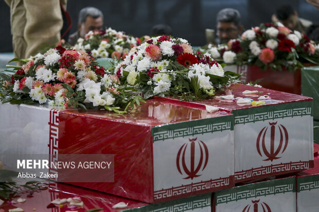 آیین استقبال از ۱۴ لاله گمنام در بندرعباس