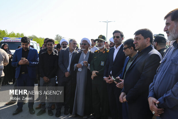 آیین استقبال از ۱۴ لاله گمنام در بندرعباس