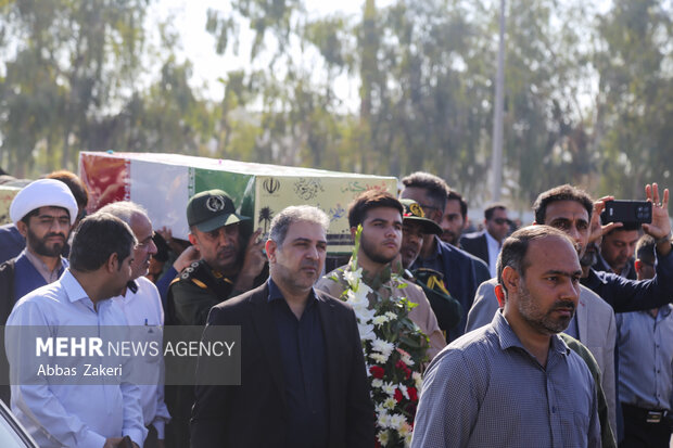 آیین استقبال از ۱۴ لاله گمنام در بندرعباس