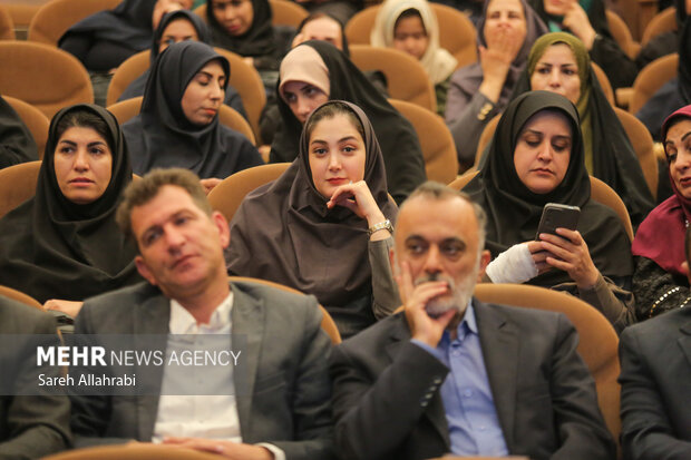 آیین گرامیداشت روز کتاب و کتابخوانی در شیراز