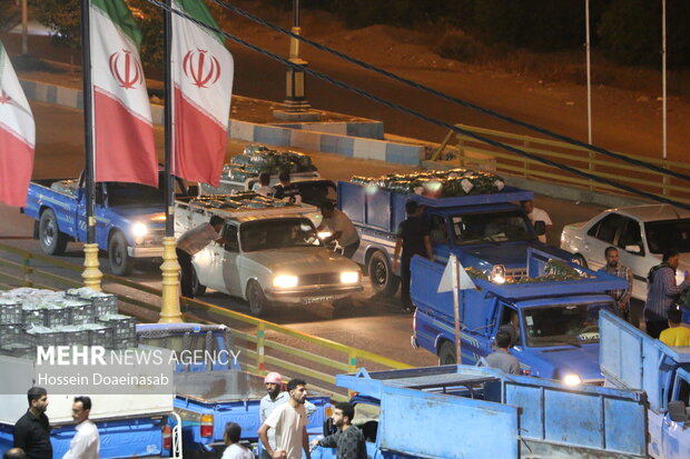 بارگیری خیار هشتبندی و ارسال به سراسر کشور