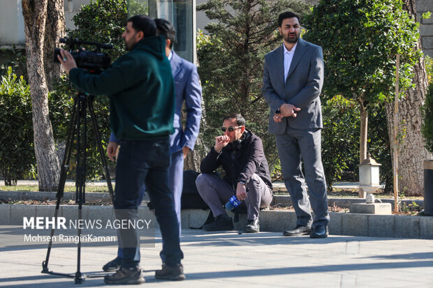 حاشیه جلسه هیئت دولت