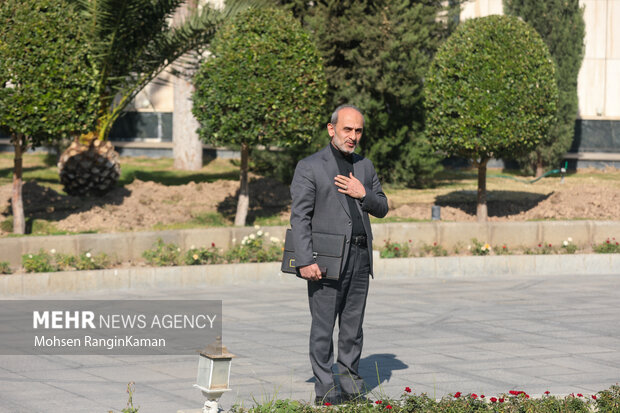 حاشیه جلسه هیئت دولت